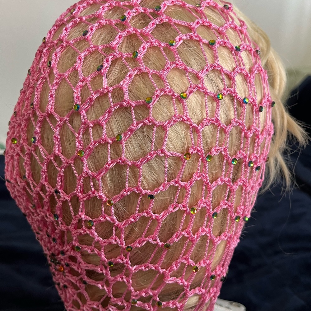 Pink snood with vitrail rhinestones